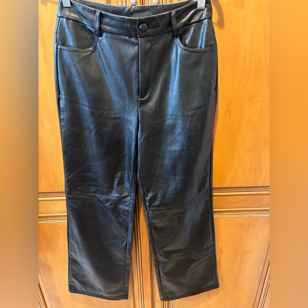 SHEIN Black Cropped Pants